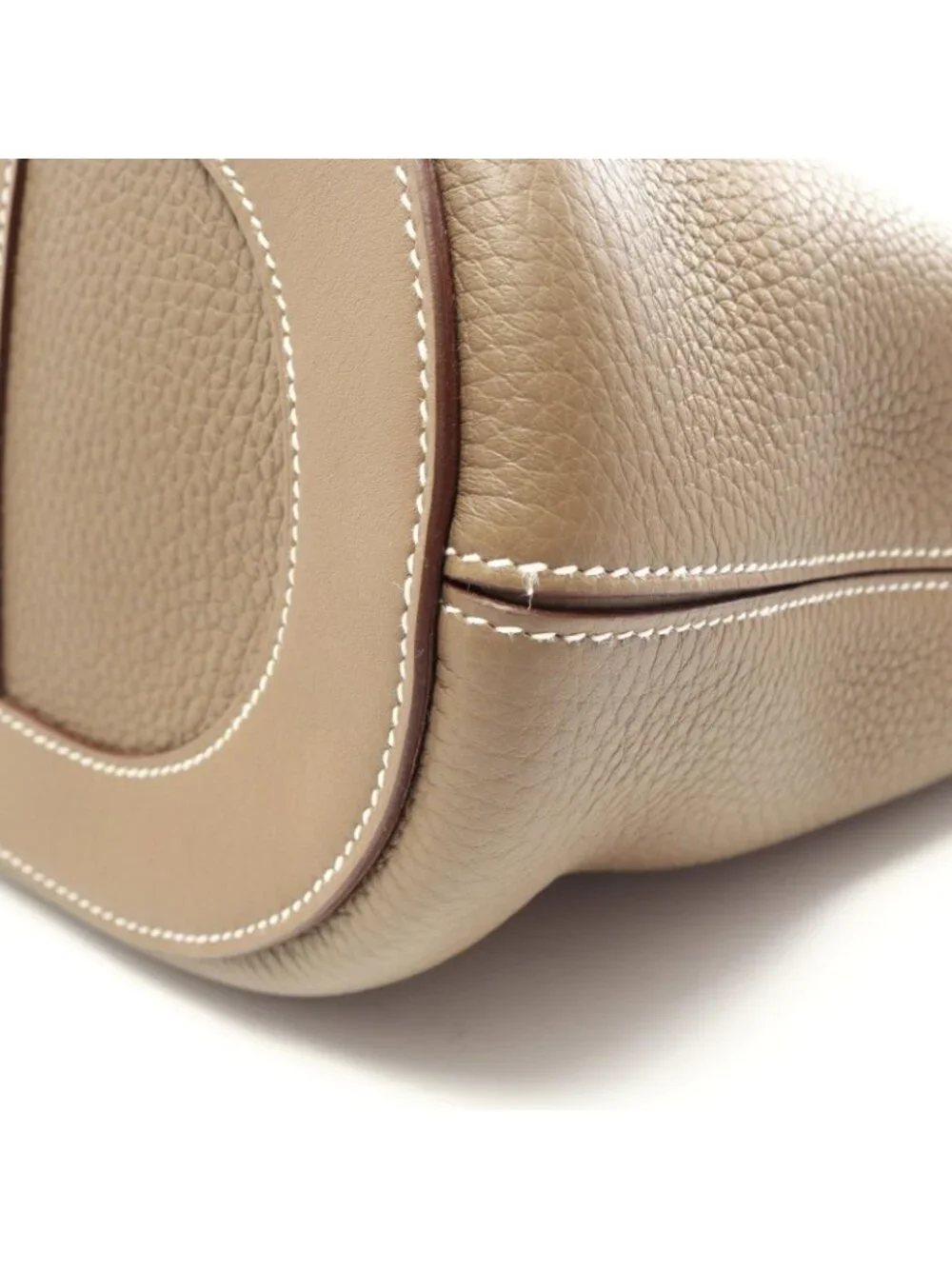 Hermes Handbag in the Loop 23 Etoupe Calfskin